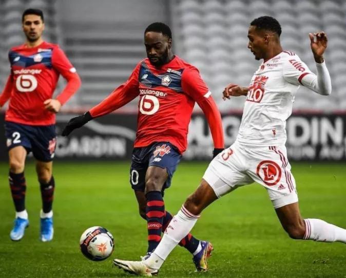 关于摩纳哥主场胜利，继续保持不败纪录的信息