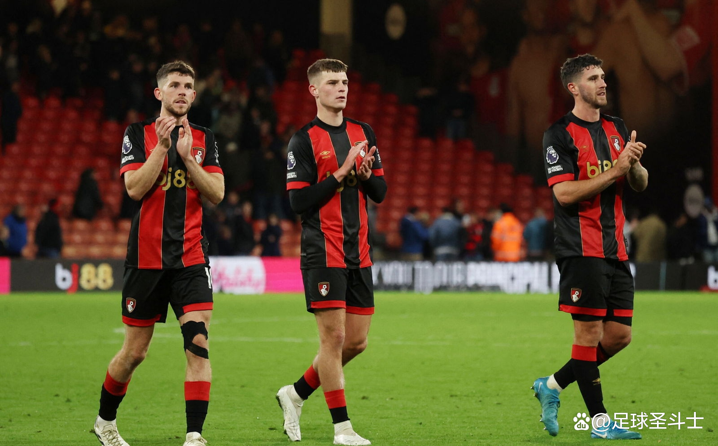 关于伯恩茅斯前锋莱特回归训练，状态良好的信息