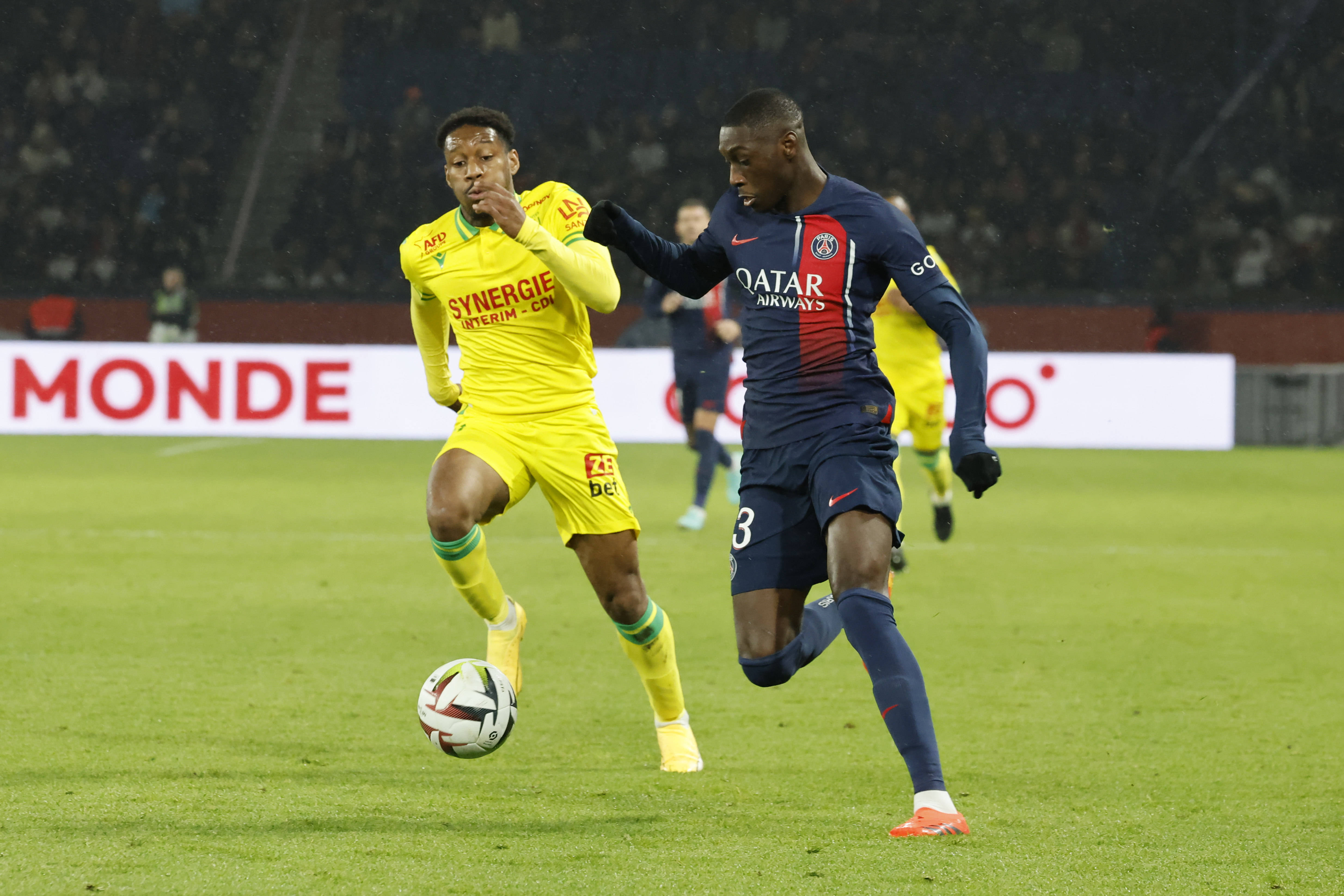 马赛球员表现抢眼，帮助球队夺胜