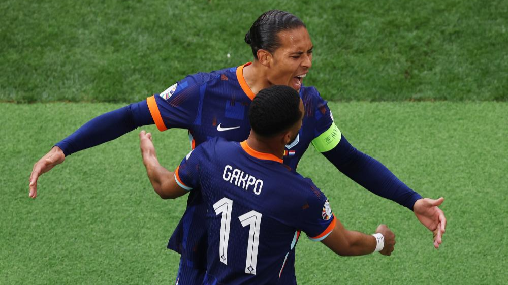 包含经过调整后球队得以重振旗鼓，取得好成绩的词条