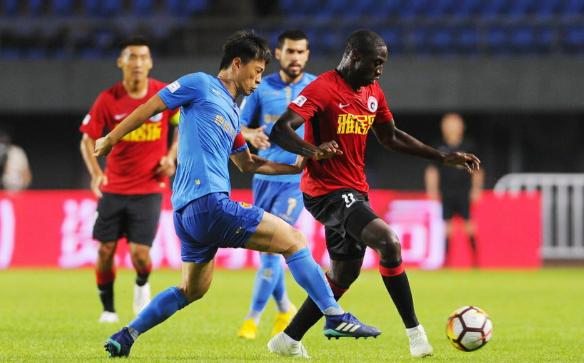 包含广州恒大深圳佳兆业较量总结，恒大稳操胜券的词条