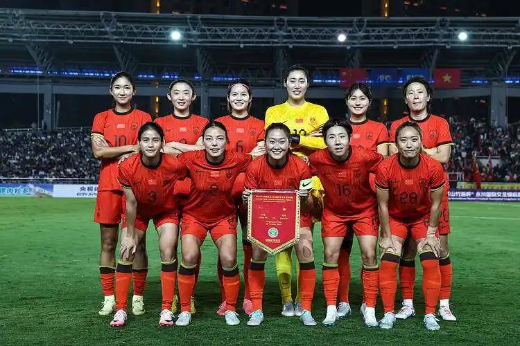 燃情赛场:中国女足士气高涨,连胜在望的简单介绍 燃情赛场:中国女足士气高涨,连胜在望的简单介绍